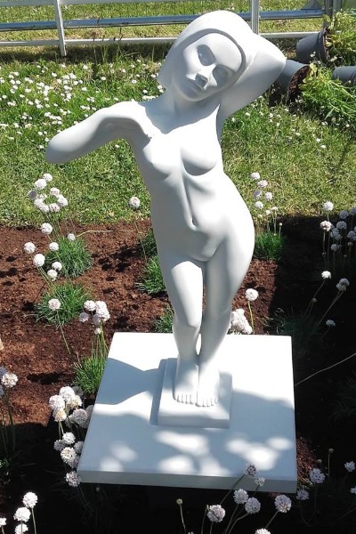 Jesmonite garden sculpture by Marie Smith
