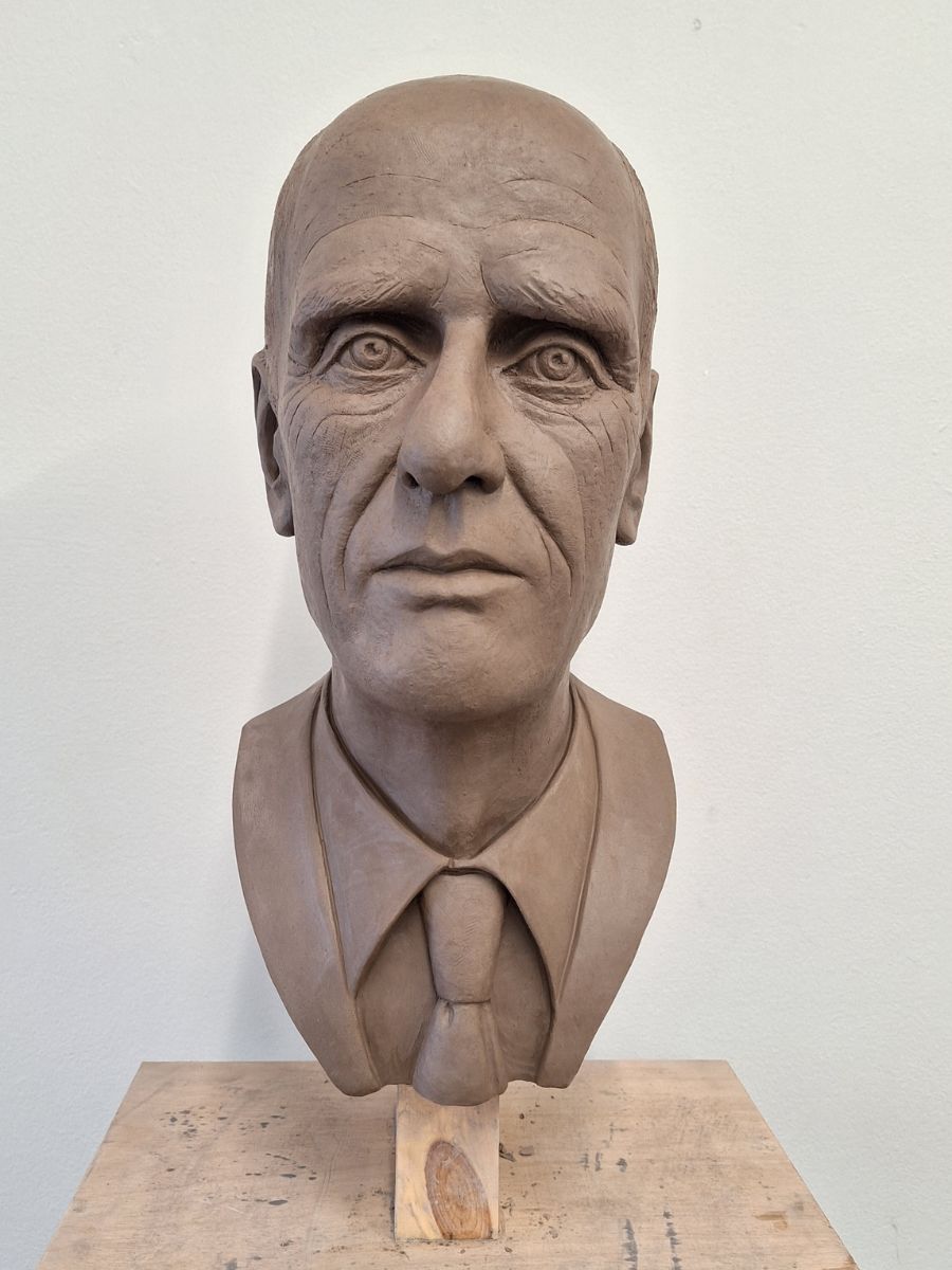 Marie Smith- Tommy Ryan portrait in clay 1